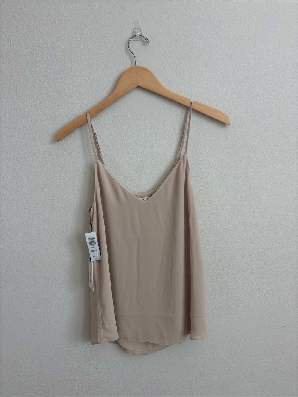 Babaton Neutral Beige V-Neck Satin-Feel Camisole